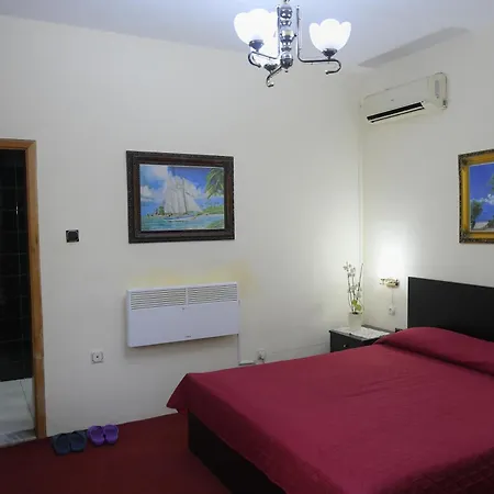 Haxhiu Hotell