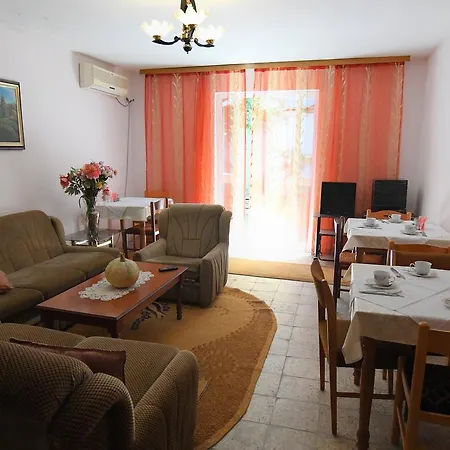 Haxhiu Tirana
