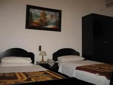 Haxhiu Hotell