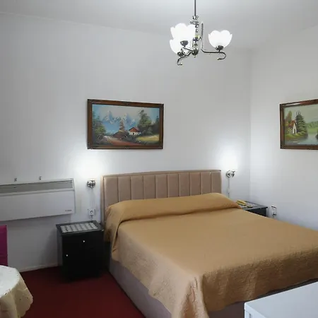 Haxhiu 2* Тирана